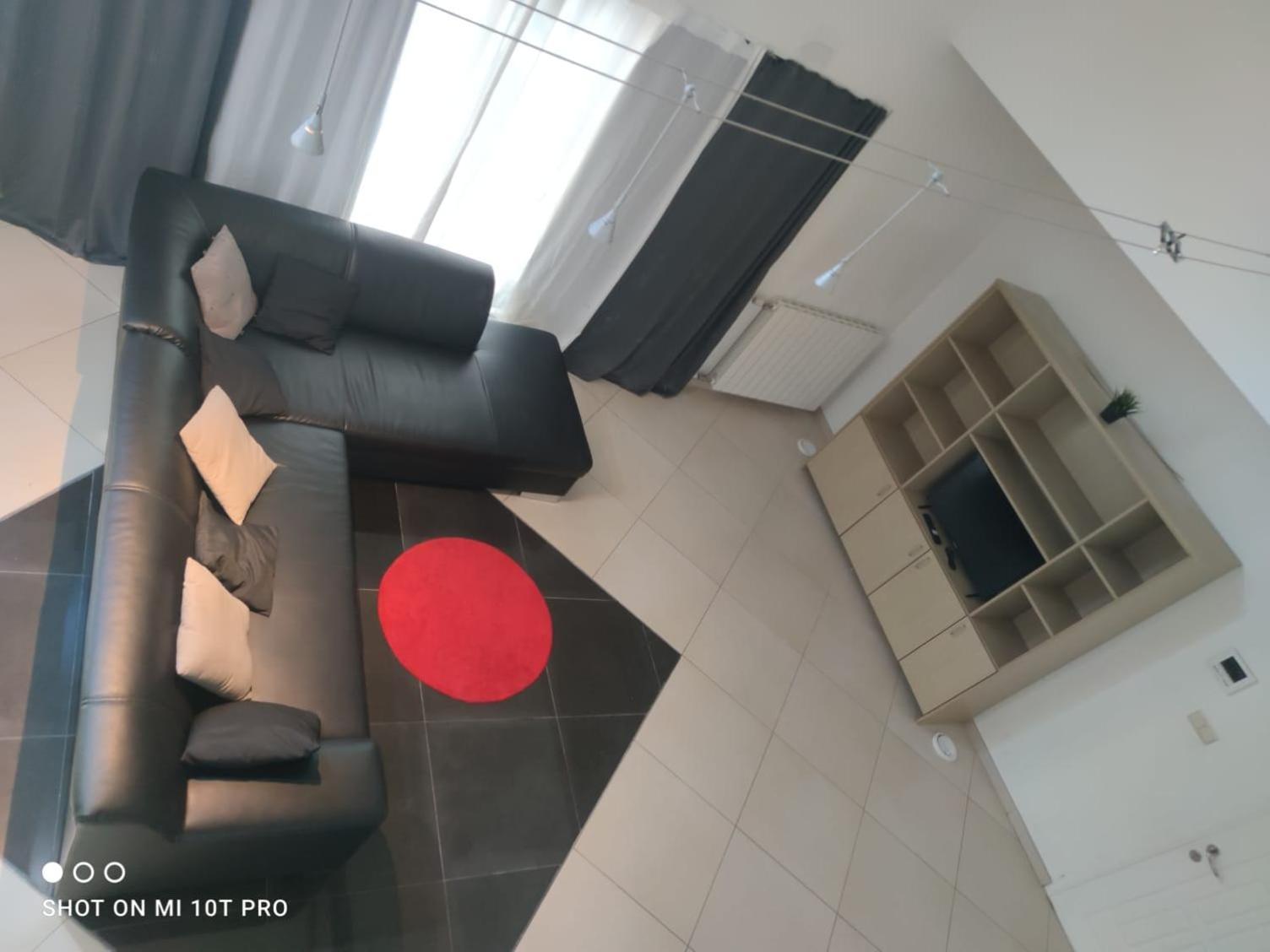 Belle Villa De Luxe Avec 8 Chambres شارلروا الغرفة الصورة